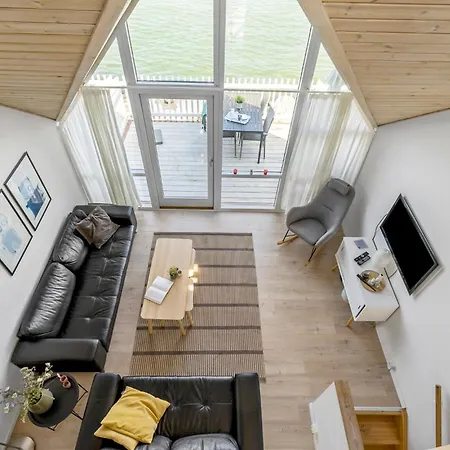 Holiday home Lovely In With Wifi